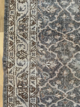 Load image into Gallery viewer, Vintage Turkish 3’10” x 6’7”