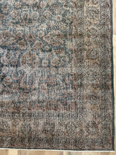 Load image into Gallery viewer, {ON HOLD} Vintage Oushak 8’ x 11’7”