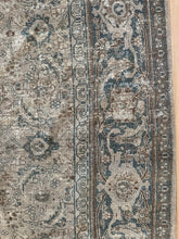 Load image into Gallery viewer, Antique Mahal 9’5” x 12’3”