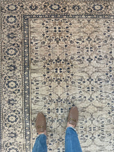 Load image into Gallery viewer, Vintage Kayseri 7’7” x 11’5”