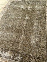 Load image into Gallery viewer, Antique Malayer 5’9” x 8’9”