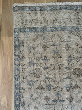 Load image into Gallery viewer, Vintage Turkish 3’10” x 13’