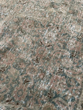 Load image into Gallery viewer, Antique Tabriz 8’1” x 11’7”