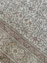 Load image into Gallery viewer, Vintage Kayseri 6’5” x 9’2”