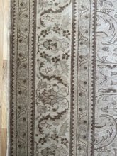 Load image into Gallery viewer, Vintage Kayseri 7’7” x 12’2”