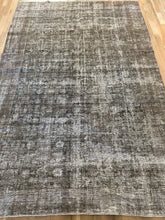 Load image into Gallery viewer, Antique Malayer 6’10” x 10’3”