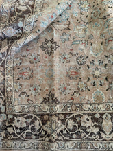 Load image into Gallery viewer, Vintage Doroksh 9’9” x 12’11”