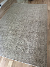 Load image into Gallery viewer, Vintage Kayseri 6’4” x 9’3”