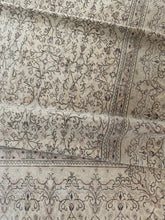 Load image into Gallery viewer, Vintage Kayseri 9’6” x 14’4”