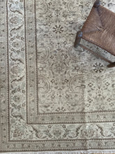 Load image into Gallery viewer, Vintage Kayseri 7’7” x 12’2”
