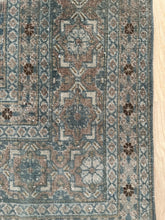 Load image into Gallery viewer, Vintage Tabriz 7’ x 10’3”