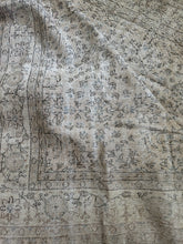 Load image into Gallery viewer, Vintage Turkish 9’2” x 13’2”