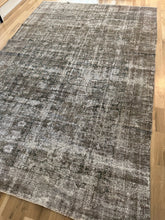 Load image into Gallery viewer, Antique Malayer 6’10” x 10’3”