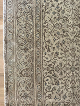 Load image into Gallery viewer, Vintage Kayseri 6’4” x 9’3”