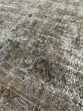 Load image into Gallery viewer, Antique Malayer 6’10” x 10’3”