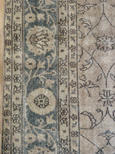 Load image into Gallery viewer, Vintage Turkish 8’6” x 11’4”