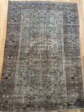 Load image into Gallery viewer, Antique Malayer 4’ x 5’10”