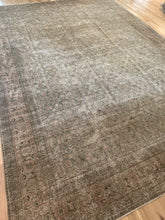 Load image into Gallery viewer, Antique Tabriz 8’1” x 11’7”