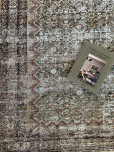 Load image into Gallery viewer, Antique Malayer 5’ x 9’