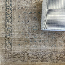 Load image into Gallery viewer, Vintage Medium Area Rug 6’6” x 10’3”