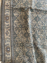 Load image into Gallery viewer, Vintage Turkish 7’9” x 12’