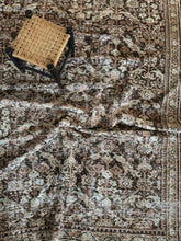 Load image into Gallery viewer, Antique Mahal 6’8” x 9’8”