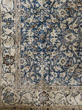 Load image into Gallery viewer, Vintage Turkish 5’2” x 9’7”