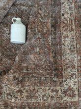 Load image into Gallery viewer, Antique Halep 8’4” x 12’9”