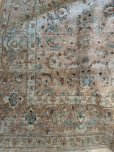 Load image into Gallery viewer, Vintage Doroksh 9’6” x 12’6”