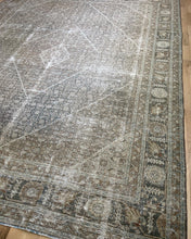 Load image into Gallery viewer, Antique Tabriz 8’5” x 10’2”
