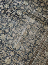 Load image into Gallery viewer, Vintage Lilihan 7’2” x 10’9”