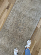 Load image into Gallery viewer, Vintage Heriz Runner 2’ 8.5” x 12’5”