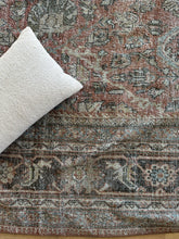 Load image into Gallery viewer, Antique Mahal 11’ x 13’5”