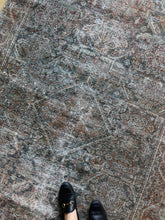 Load image into Gallery viewer, Antique Scatter Rug 4’5” x 6’6”