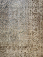Load image into Gallery viewer, Vintage Turkish 6’9” x 10’2” Area Rug