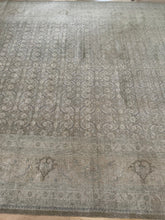 Load image into Gallery viewer, Vintage Tabriz 9’2” x 12’1”
