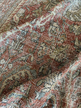 Load image into Gallery viewer, Antique Mahal 11’ x 13’5”