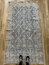 Load image into Gallery viewer, Vintage Turkish 3’7” x 6’10”