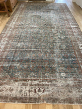 Load image into Gallery viewer, Antique Mahal 6’7” x 12’8” Gallery Runner