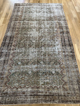 Load image into Gallery viewer, Antique Malayer 5’ x 9’