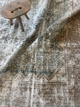 Load image into Gallery viewer, Antique Designer #138 6’10” x 10’11” Area Rug