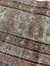 Load image into Gallery viewer, Antique Mahal 9’3” x 12’11”