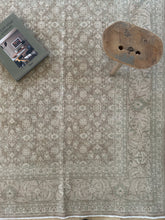 Load image into Gallery viewer, Vintage Tabriz 8’10” x 11’1”