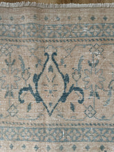 Load image into Gallery viewer, Vintage Tabriz 9’9” x 12’7”