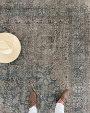 Load image into Gallery viewer, Antique Tabriz 9’4” x 12’8”