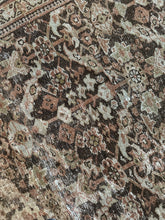 Load image into Gallery viewer, Antique Mahal 6’8” x 9’8”