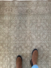 Load image into Gallery viewer, Vintage Tabriz 8’10” x 11’1”