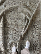 Load image into Gallery viewer, Antique Mahal 7’4” x 11’