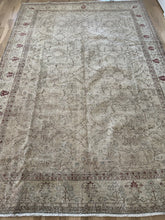 Load image into Gallery viewer, Vintage Turkish 6’10” x 10’