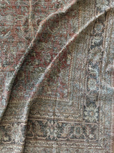 Load image into Gallery viewer, Antique Mahal 11’ x 13’5”